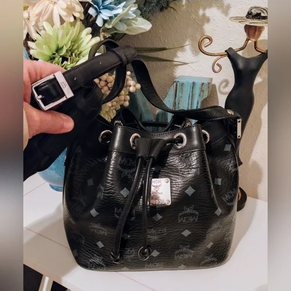 SOLD SOLD SOLD SOLD SOLD SOLD SOLD MCM Bucket Bag EUC - Picture 2 of 10
